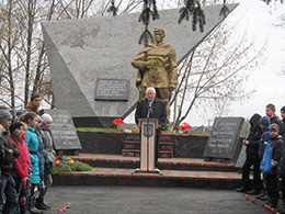 14 листопада в селі Свидівок біля пам’ятника загиблим воїнам у Великій Вітчизняній війні проведено мітинг