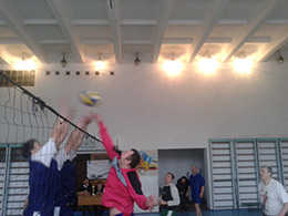 9 лютого село Яснозір′я зібрало шанувальників ветеранського волейболу