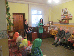 Керівники району в Міжнародний день інвалідів відвідали стаціонарне відділення для людей похилого віку в с. Лозівок 