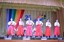 День народження відсвяткував зразковий аматорський танцювальний колектив «Барви»