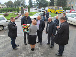 Голова районної ради Олексій Собко привітав освітян району з професійним святом
