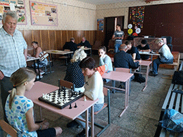Районні змагання з шахів та шашок