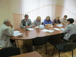 Голова ради Олексій Собко провів нараду з працівниками виконавчого апарату