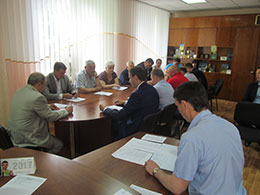 Члени президії розглянули і сформували порядок денний чергової сесії районної ради